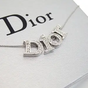 디올 26288 Christian Dior 디올 스트라스 팬던트 목걸이 명품 - 명품하우스