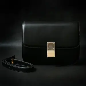 셀린느 클래식 박스 Bag(스퀘어백) 블랙 4575 명품 - 명품하우스