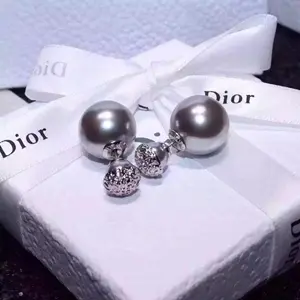 디올 Earring 150622003 명품 - 명품하우스