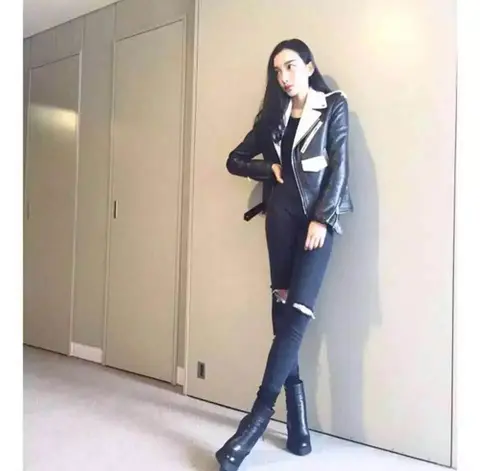 입생로랑 생로랑 화이튼배색 가죽자켓 (지디, 엑소크리스 착용상품) 명품 - 명품하우스