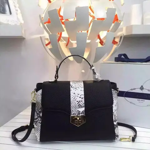 프라다 프라다 토트백 Q9635 명품 - 명품하우스