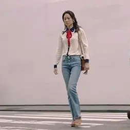 구찌 구찌 비 자수 블라우스 공효진 착용 제품 명품 - 명품하우스