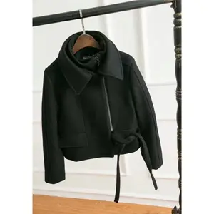 발렌시아가 Women's Short Coat 명품 - 명품하우스