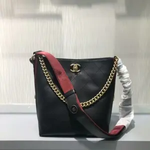 샤넬 샤넬 카프스킨 그로그랭 골드메탈 호보 핸드백 A57573/A57576 명품 - 명품하우스