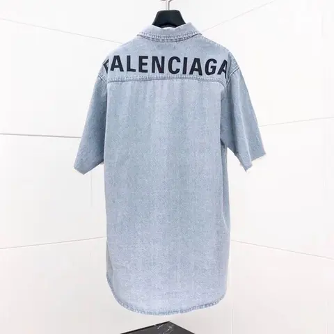 발렌시아가 발렌시아가 워싱 레터링 로고 셔츠 19062734 명품 - 명품하우스