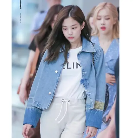 셀린느 셀린느 남녀공용 로고 티셔츠 19071630 명품 - 명품하우스