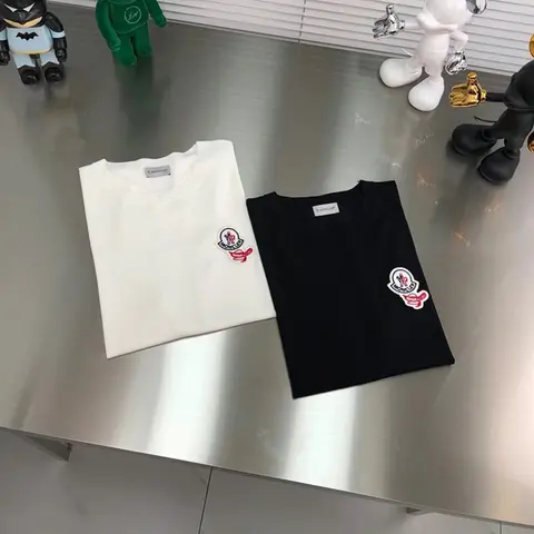 몽클레어 몽클레어 로고 패치 하프 티셔츠 21060735 명품 - 명품하우스