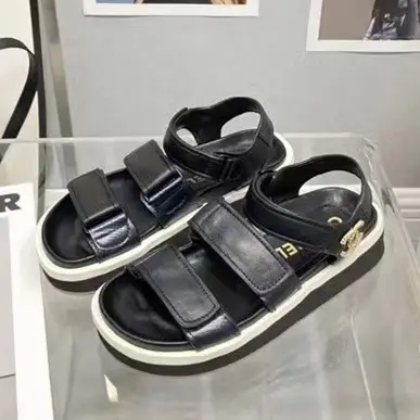 샤넬 샤넬 로고 더블 스트랩 샌들 22030232 명품 - 명품하우스