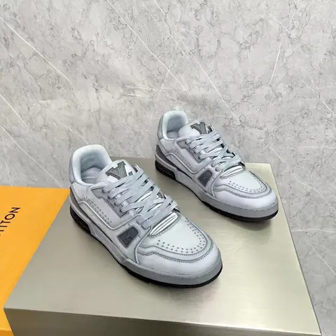 루이비통 루이비통 스니커즈 22051833 명품 - 명품하우스
