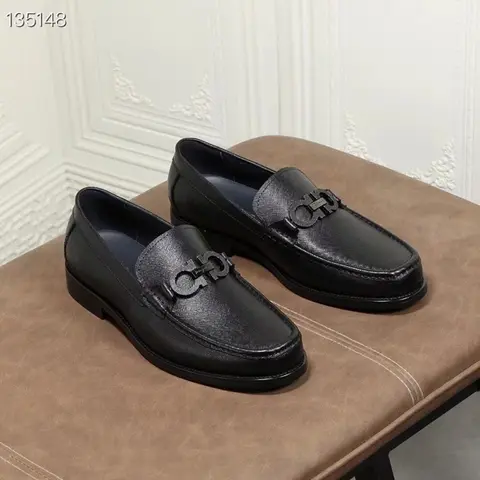 페라가모 페레가모 부티크 원톱 에디션 22052530 명품 - 명품하우스