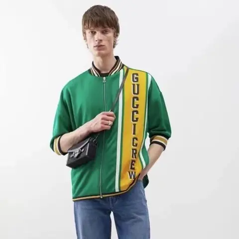 구찌 구찌 남/여 크루넥 봄버 자켓 로고 프린트 23051030 명품 - 명품하우스