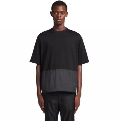 프라다 프라다 Technical cotton and Re Nylon T shirt UJN801 1YR6 F0002 S 221 명품 - 명품하우스