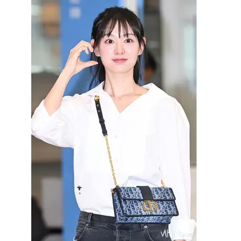 디올 디올 블루 Denim Dior Oblique 자카드 30 Montaigne East West 체인백 M9334UDCE M49E 명품 - 명품하우스