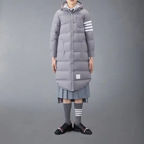 톰 브라운 톰브라운 Downfilled Ripstop 4 Bar Hooded Shirtdress FOD025X 05222 035 명품 - 명품하우스