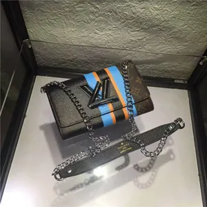 Louis Vuitton Chain Bag M62388 명품 | 명품하우스