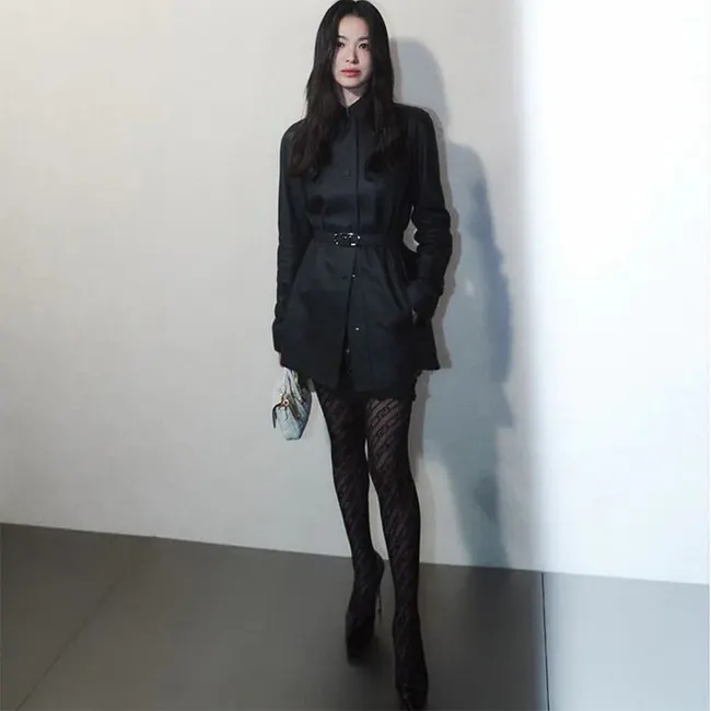 펜디 블랙 왁스 레더 자켓 트렌치 코트 22100849 명품 | 명품하우스
