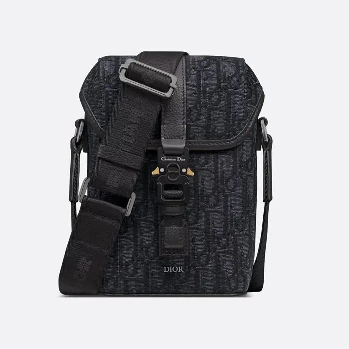 디올 Dior Hit the Road 미니 플랩 버티컬 스트랩백 2HTCA544YKY H03E 명품 | 명품하우스