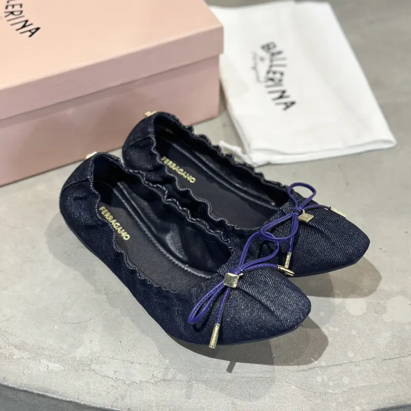 페라가모 데님 발렛 플랫슈즈 01J639 779622 명품 | 명품하우스