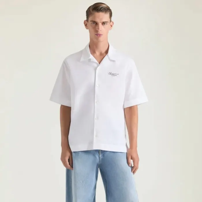 지방시 Shirt in poplin with GIVENCHY Stamp print BM618F1YJQ 100 명품 | 명품하우스