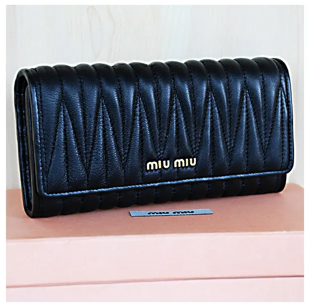Miu Miu MiuMiu long wallet (8402 Black) 명품 | 명품하우스